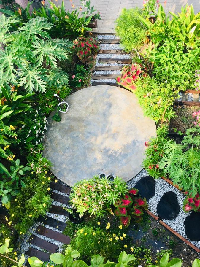 Smell rose beach garden Batu Feringgi Exterior foto
