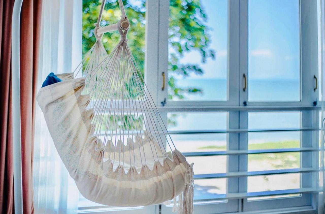 Smell rose beach garden Batu Feringgi Exterior foto